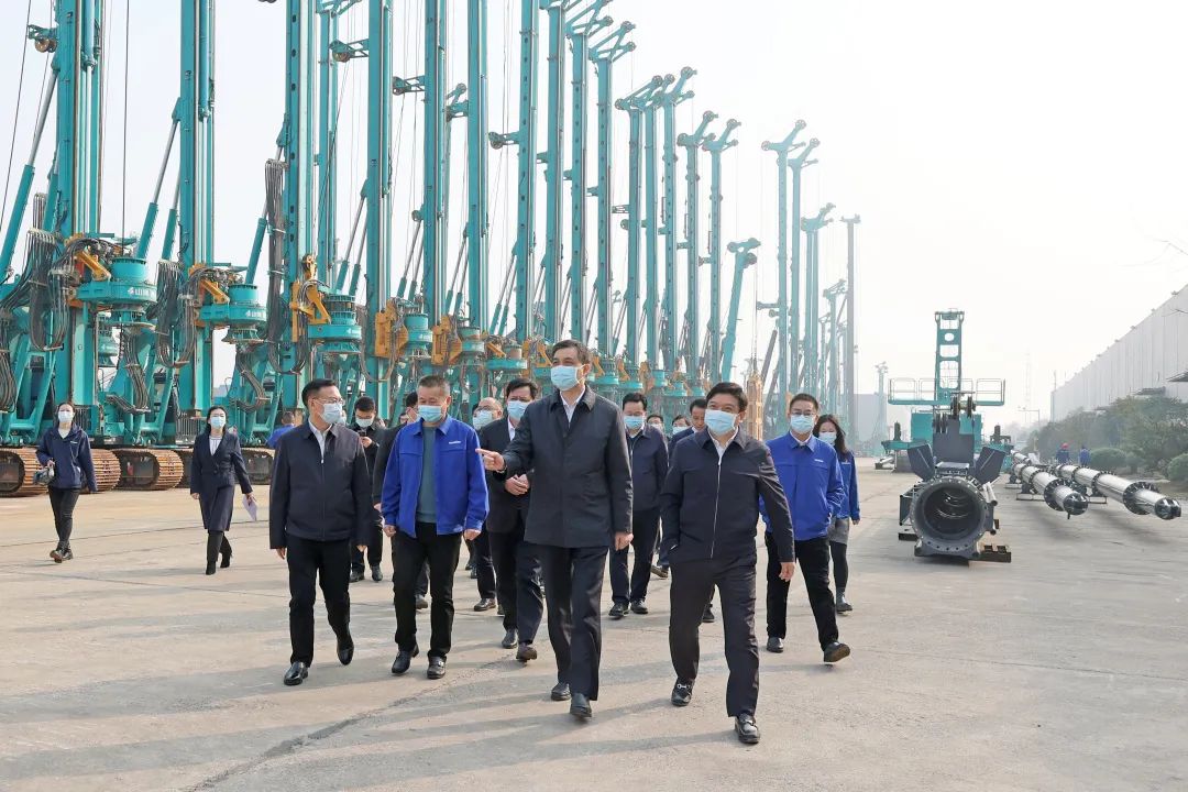 湖南省副省長周海兵調研山河智能