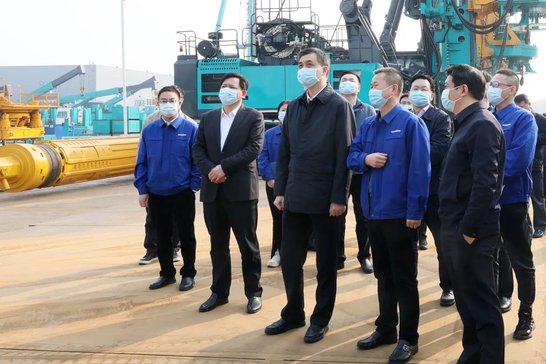 湖南省副省長周海兵調研山河智能