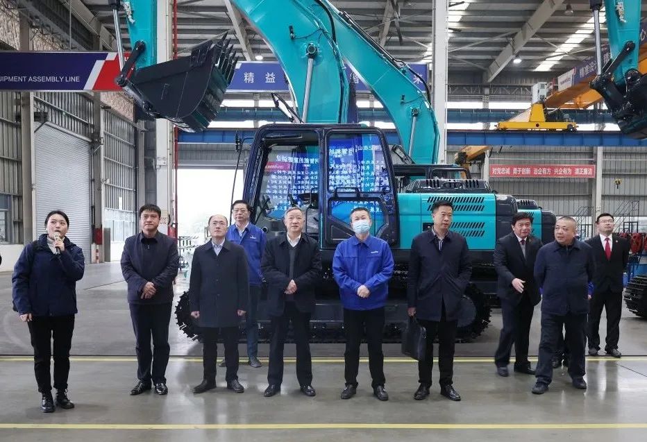 省高院副院長郭正懷調研山河智能