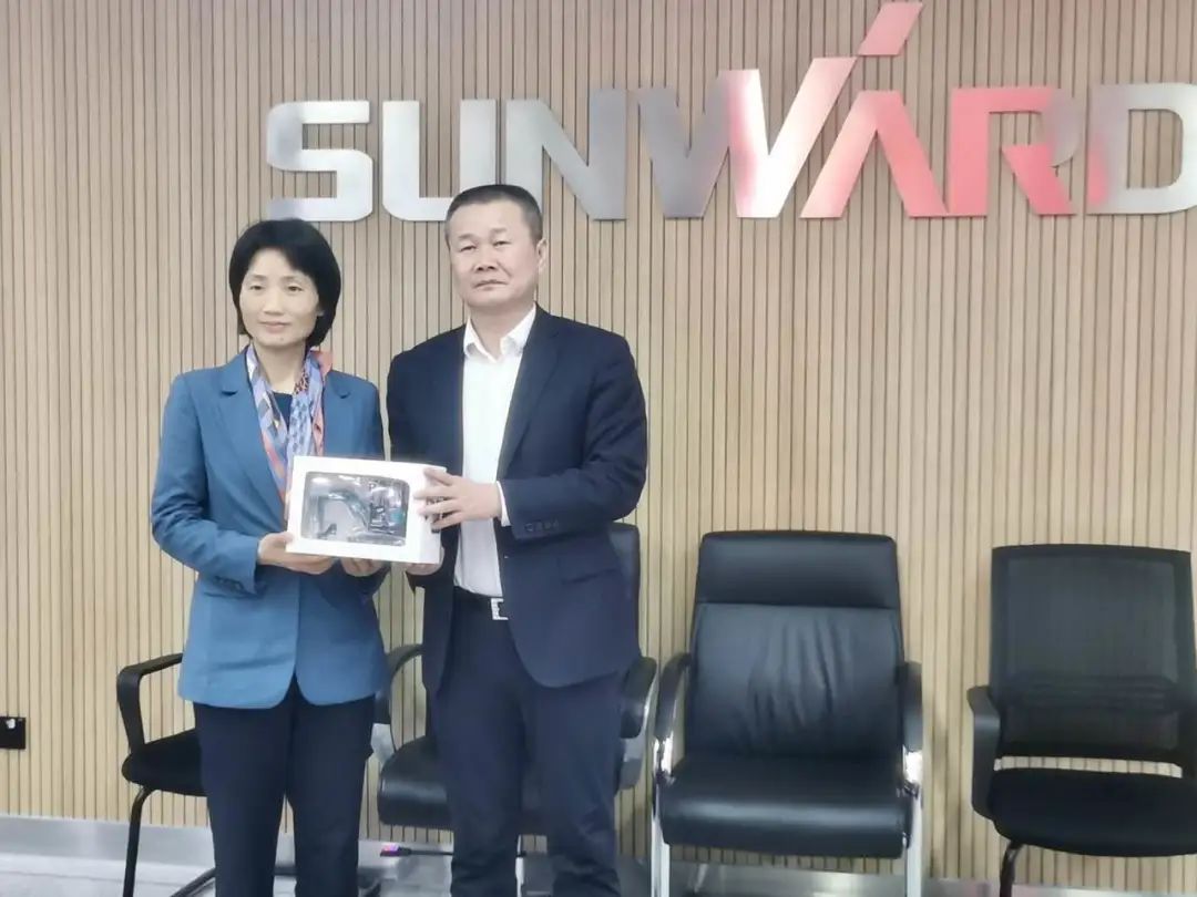 湖南省貿促會考察調研山河智能