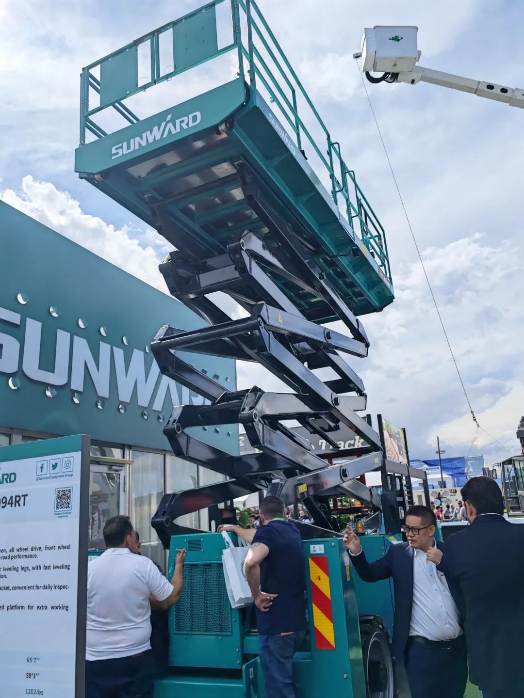 拉展直播 | 山河智能高空精品亮相2023美國拉展，哪款是你的最愛？