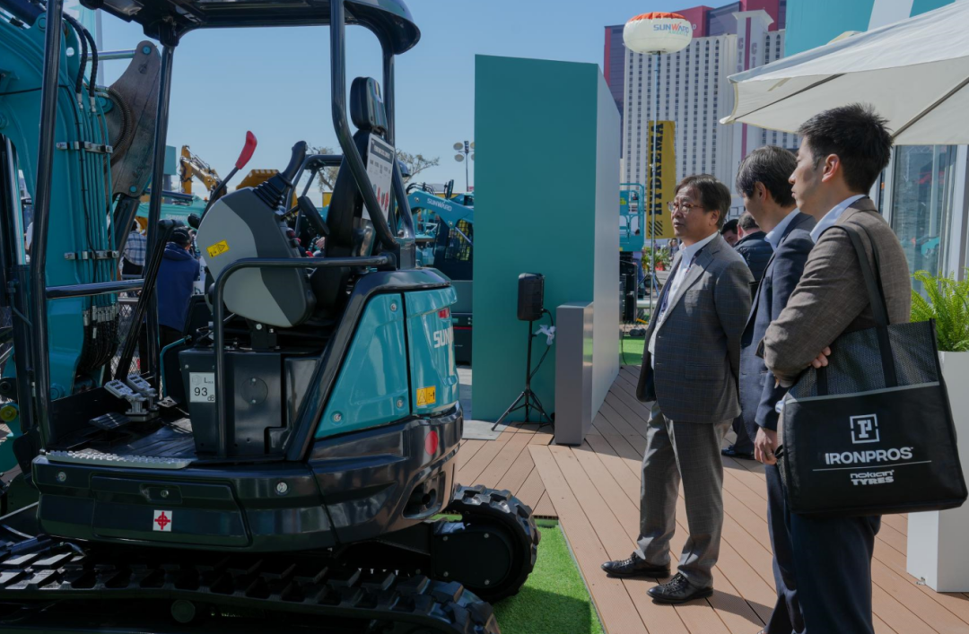 拉展直播 | 推動“中國制造”走向世界！山河智能2023美國拉展圓滿收官