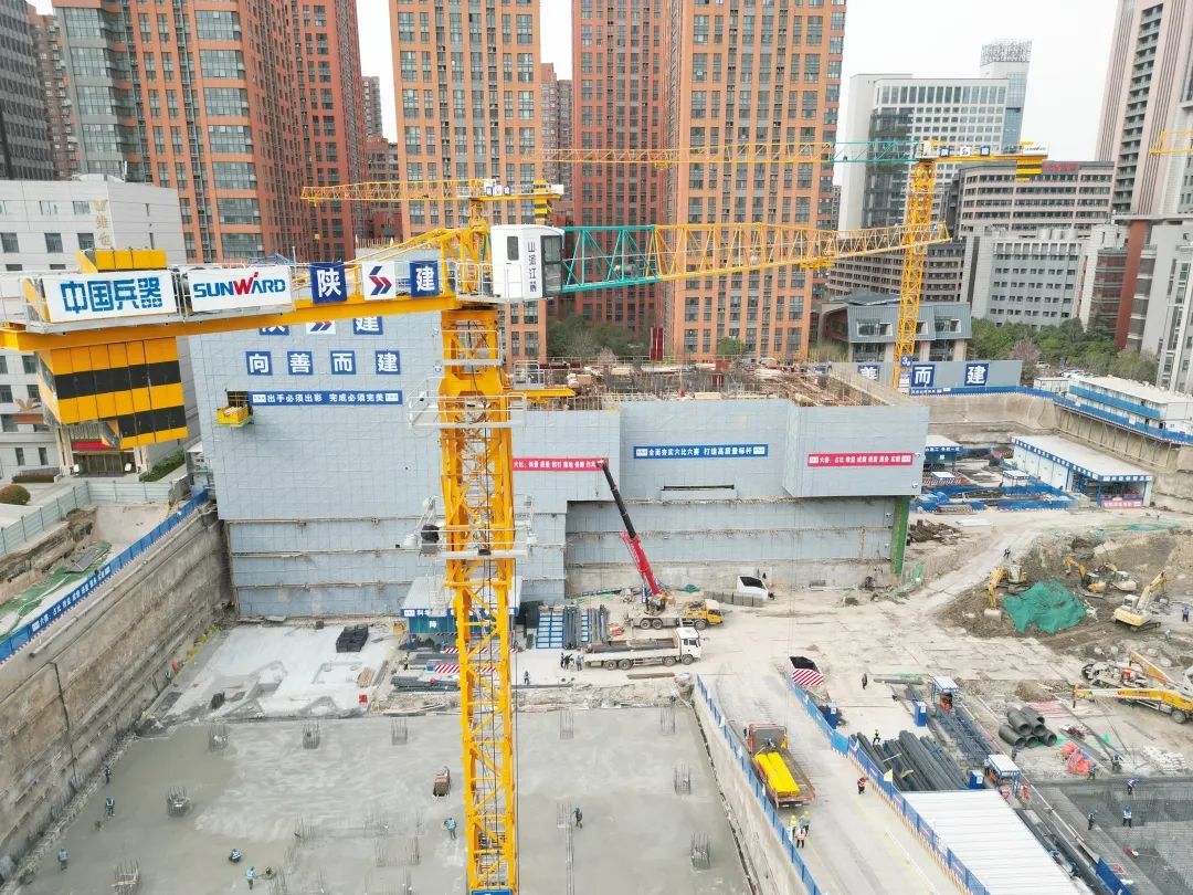 興盛西北！山河江麓建筑起重機械助建西安都市經濟圈