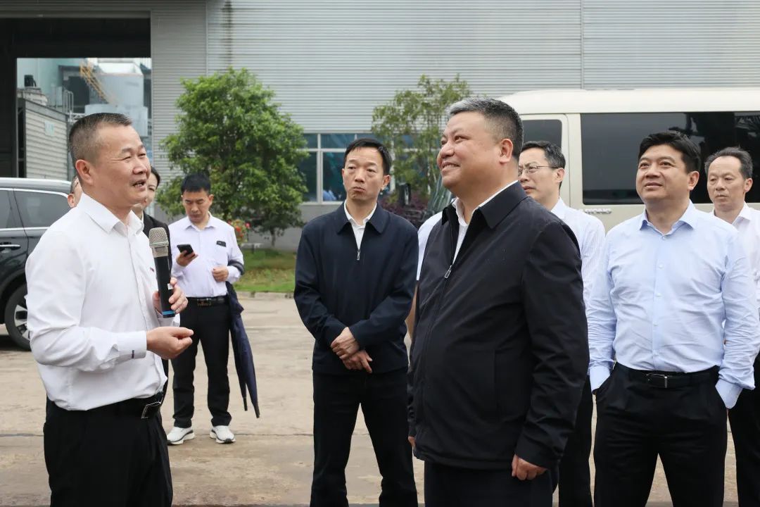 長沙市政協主席陳剛調研山河智能