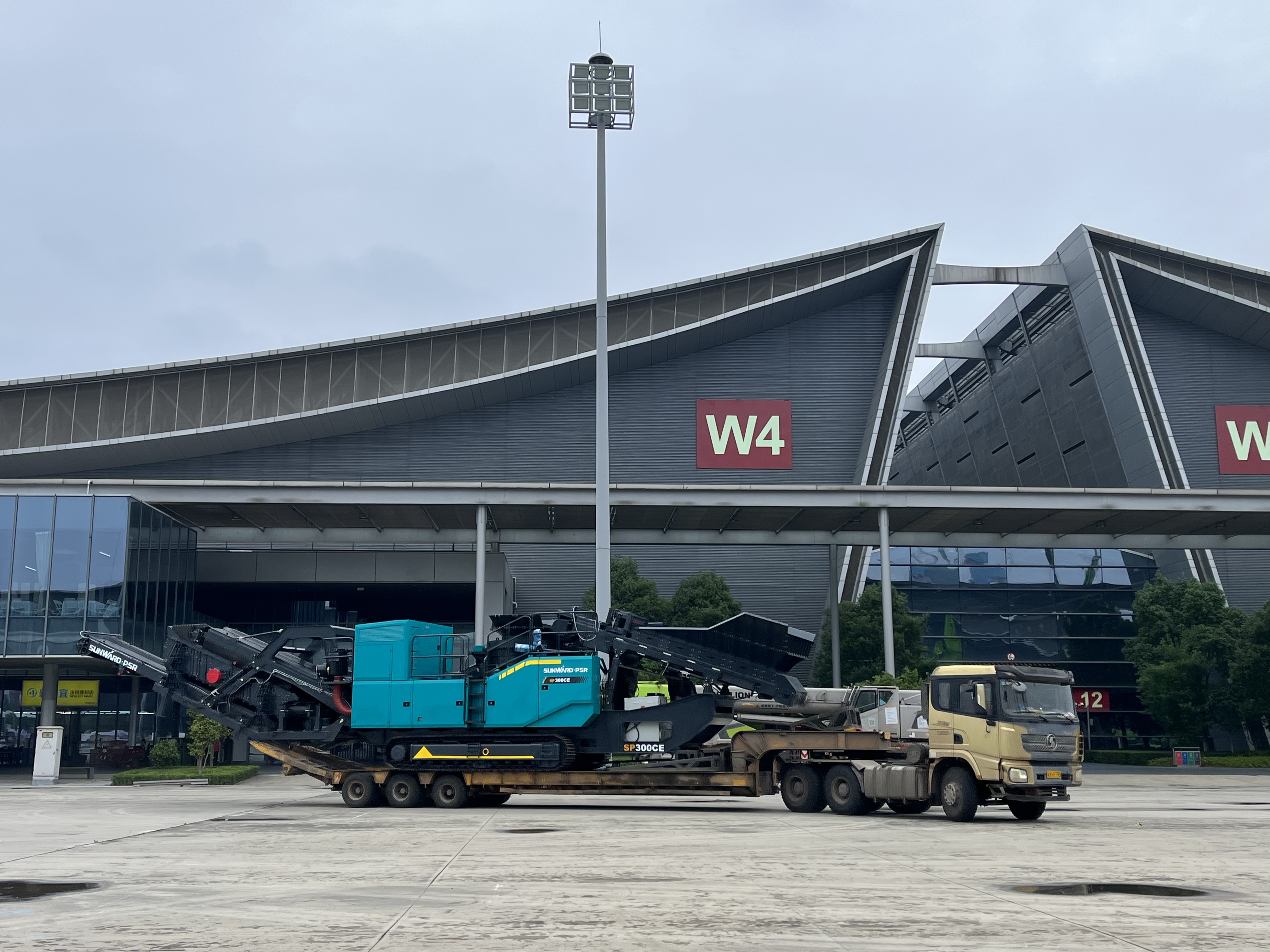 2023 CICEE | 進場布展！倒計時3天，山河智能亮點劇透來了