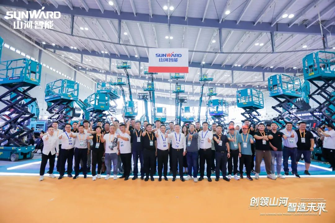 閃耀2023 CICEE！看山河智能“明星產品”有多“炫”