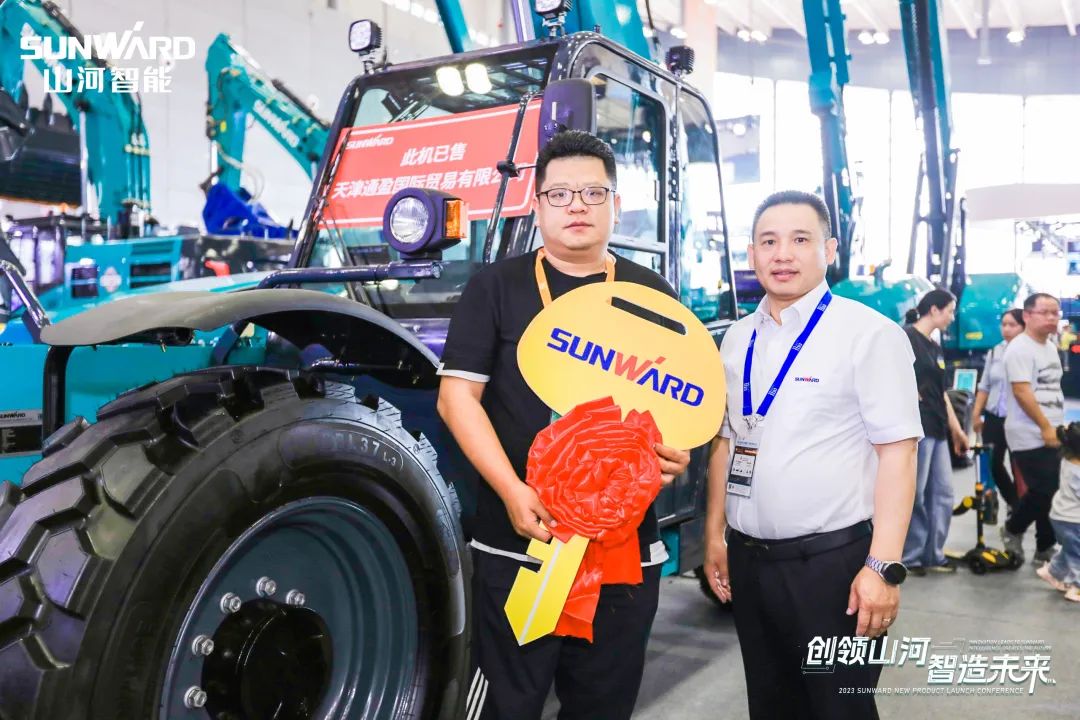 聚焦電動化、智能化！山河智能全系列高空機械產品亮相長沙展