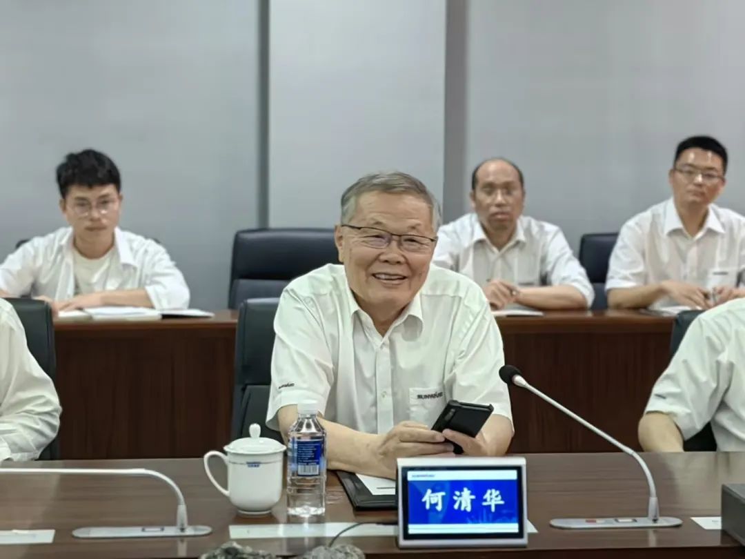 中國科學院院士陳十一率隊到訪山河智能