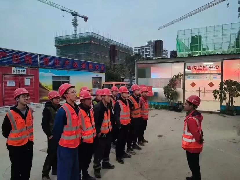 最新進展！中鐵山河深圳地鐵3號線低-白盾構區間左線順利貫通