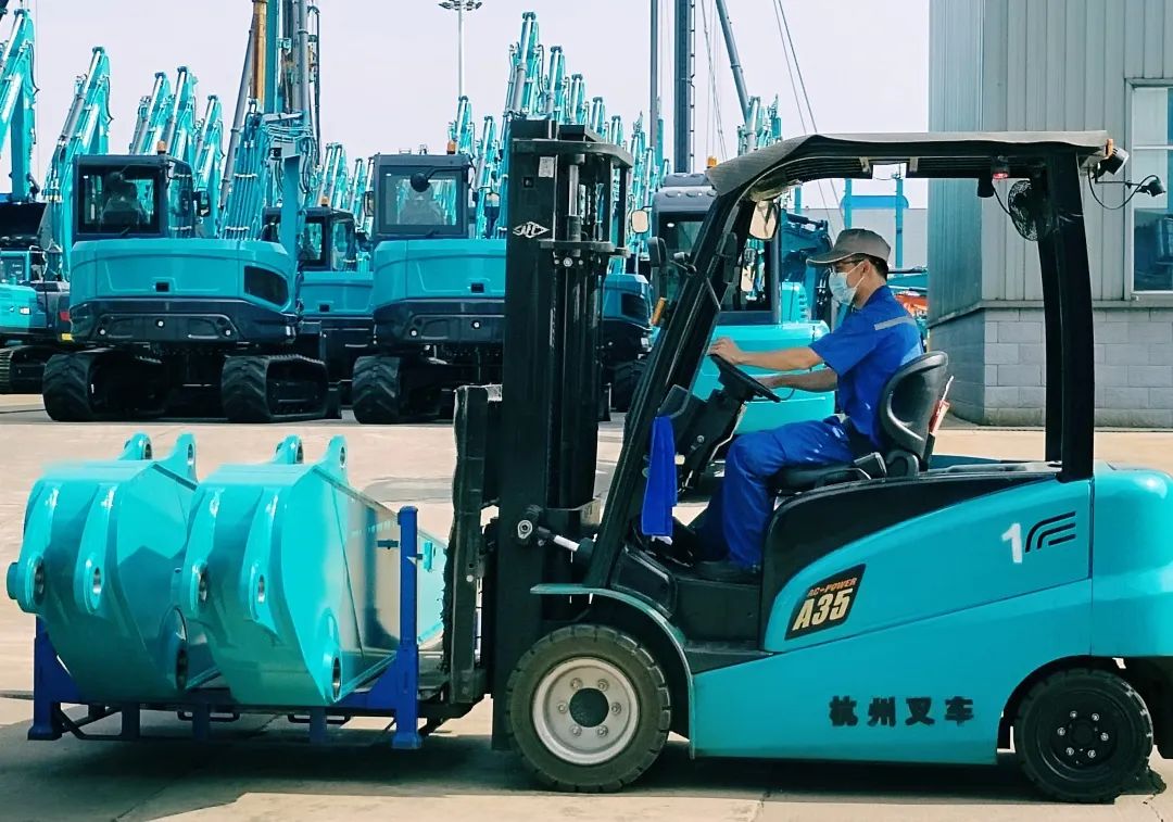 勞動光榮，創造偉大！記錄那些平凡且偉大的勞動瞬間