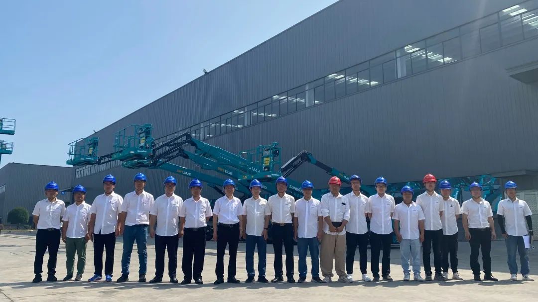 新能源家族再添“新丁”！山河智能三款電動臂式高空作業平臺齊下線