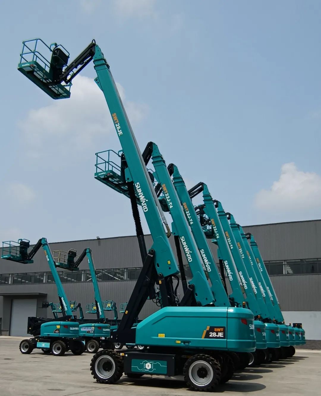 新能源家族再添“新丁”！山河智能三款電動臂式高空作業平臺齊下線