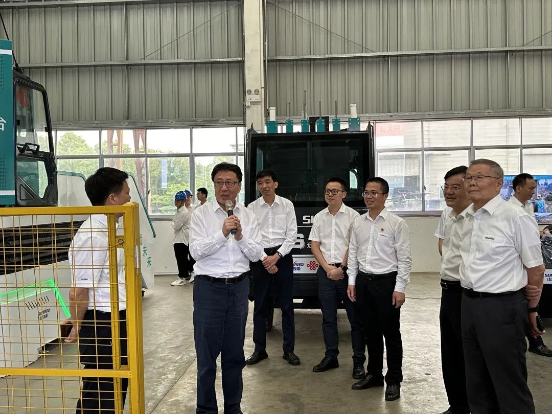 中國聯通集團副總經理梁寶俊到訪山河智能