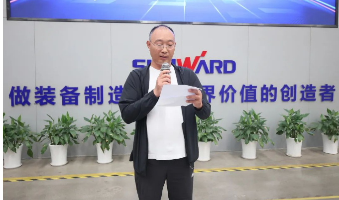 助力“雙碳”、綠動未來！山河智能增程式電動旋挖鉆機、液壓混合動力旋挖鉆機齊交付