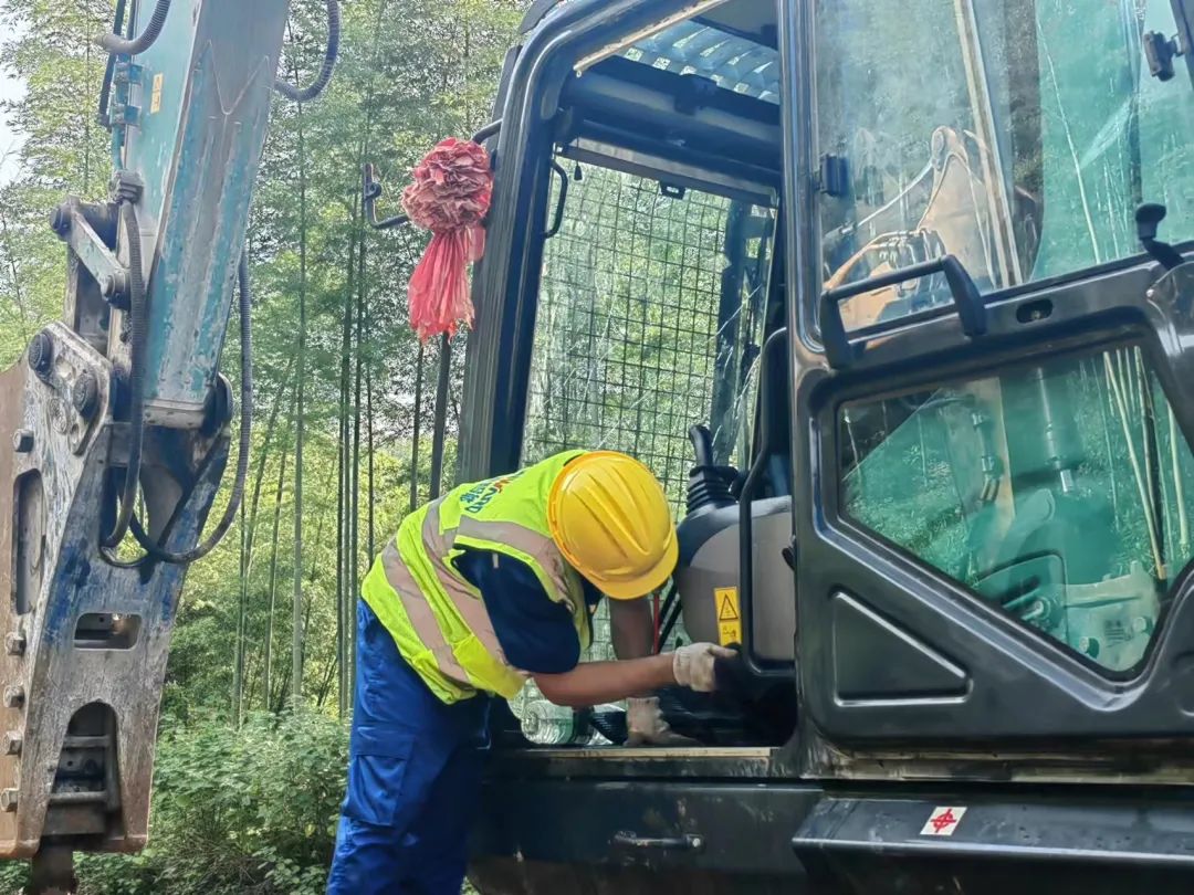 品質山河，用心服務！山河智能挖掘機2023年服務萬里行正式出征