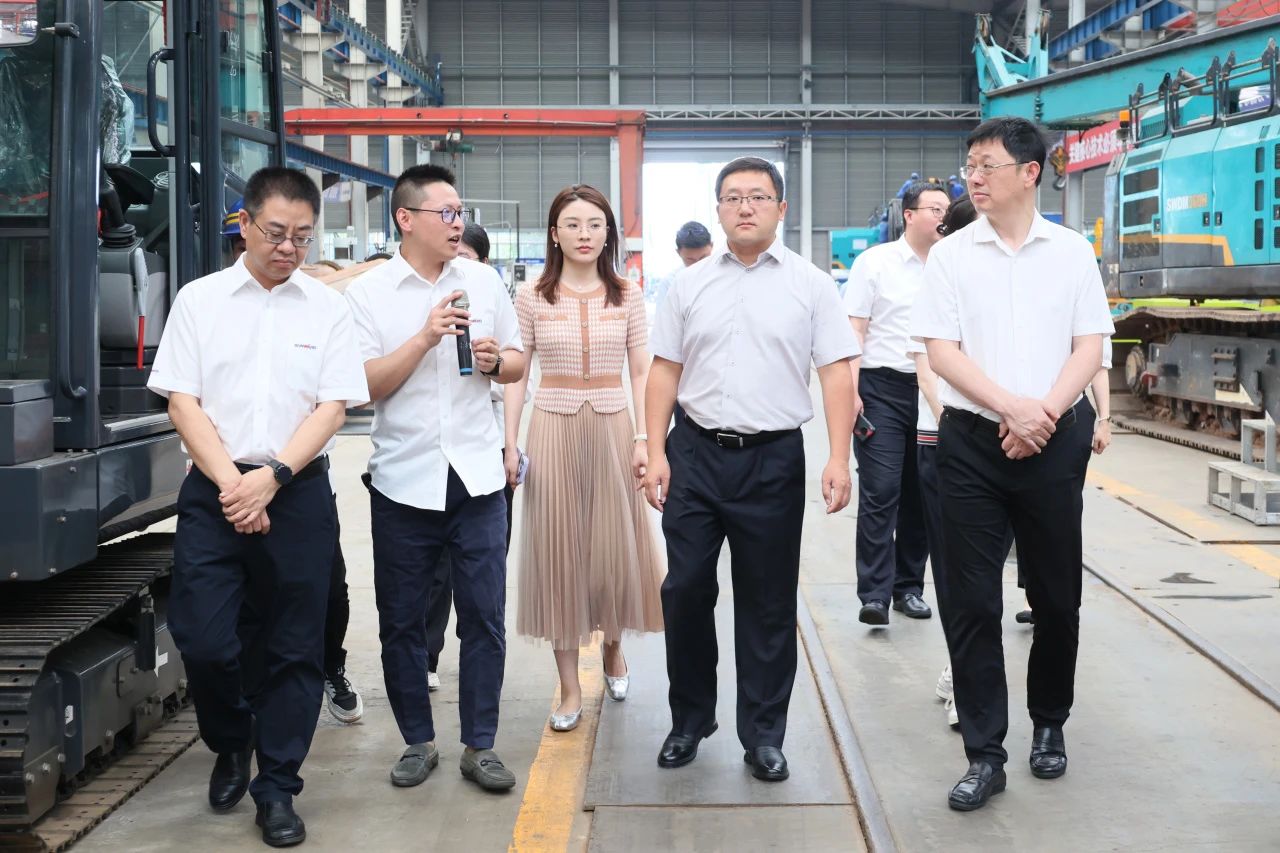 商務部自貿區港司調研山河智能