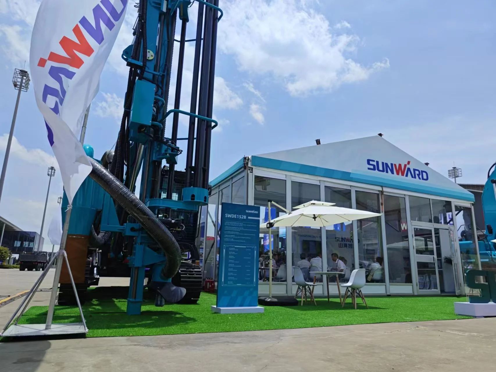 逐夢非洲，攜手同行！山河智能亮相第三屆中非經貿博覽會