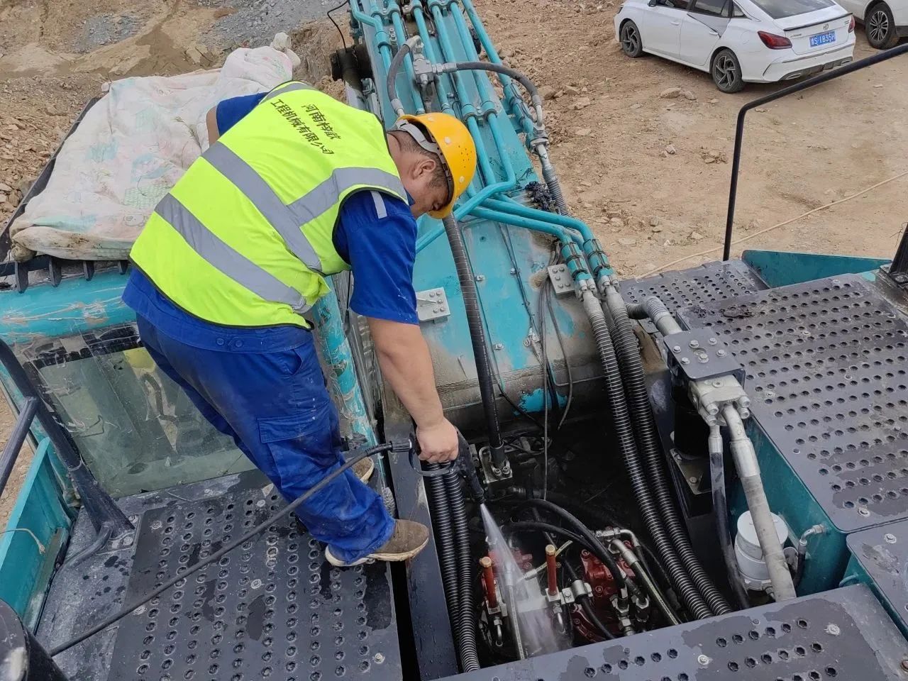 步履不停，服務不止！山河智能挖掘機服務萬里行火熱進行中