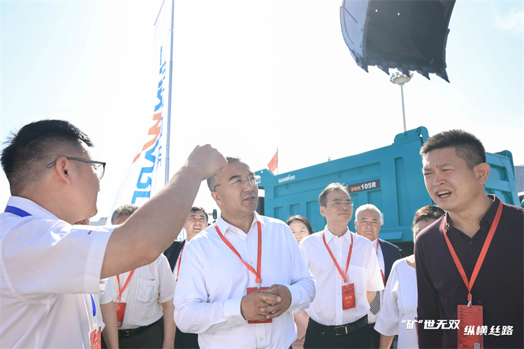 “礦”世無雙，縱橫絲路！山河智能亮相第十三屆新疆國際礦業與裝備博覽會