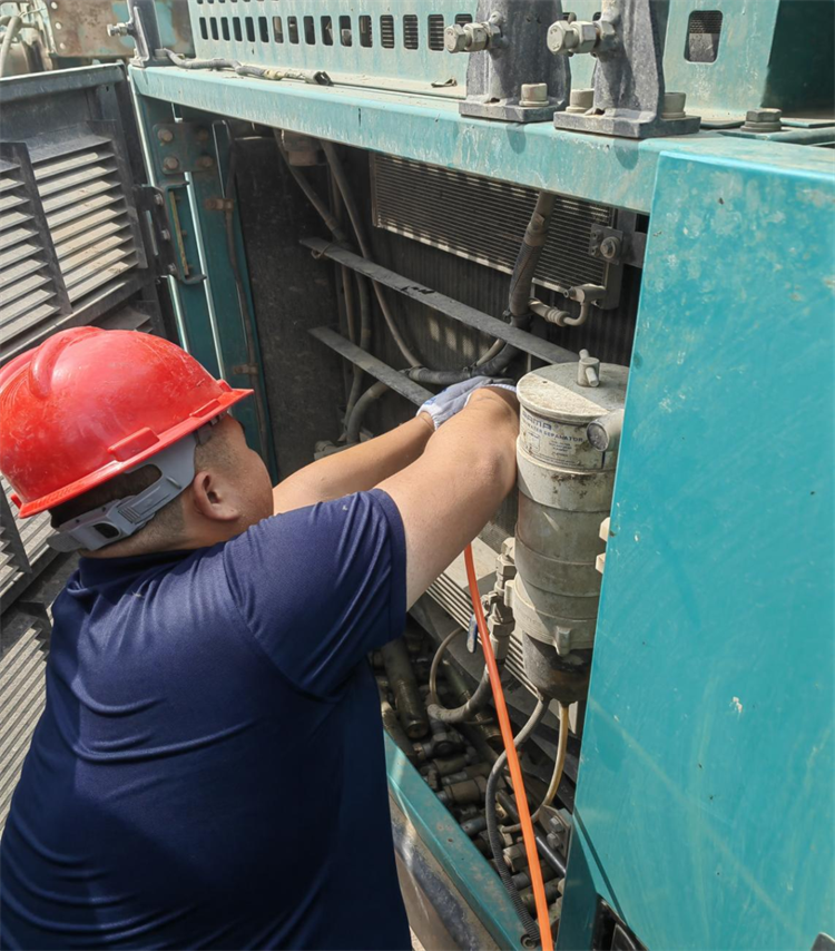 熱情似火，服務加碼！山河智能基礎裝備服務萬里行為您保駕護航