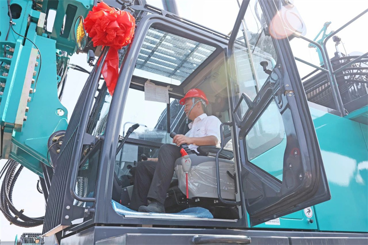 山河智能樁工機械再添強將！SWDM800H旋挖鉆機順利下線