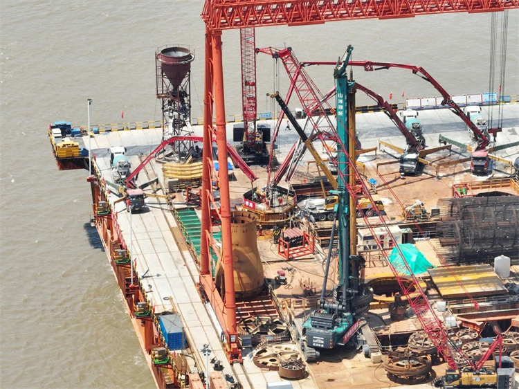 捷報！山河智能完成“全球最大”6.3米直徑旋挖樁成孔成樁