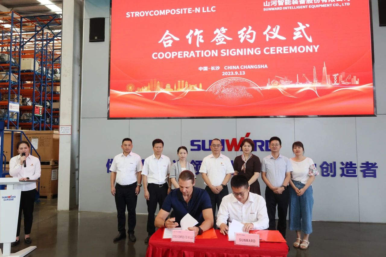 持續進軍國際市場！山河智能近百臺設備集中發貨