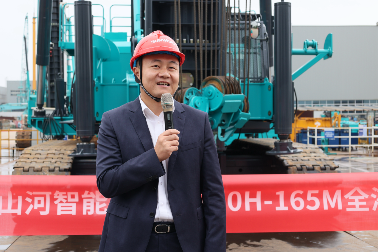 民族品牌獲認可！山河智能樁架產品交付香港客戶