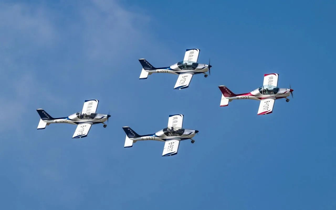 央媒聚焦！一起見證首屆亞洲通用航空展上的山河風采