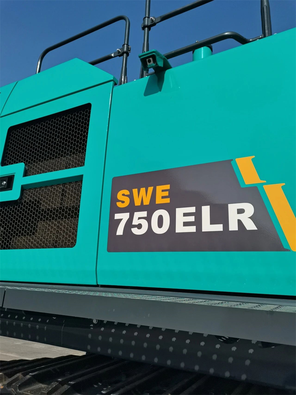 定制開發、功能更強！山河智能SWE750ELR加長臂液壓挖掘機下線交付