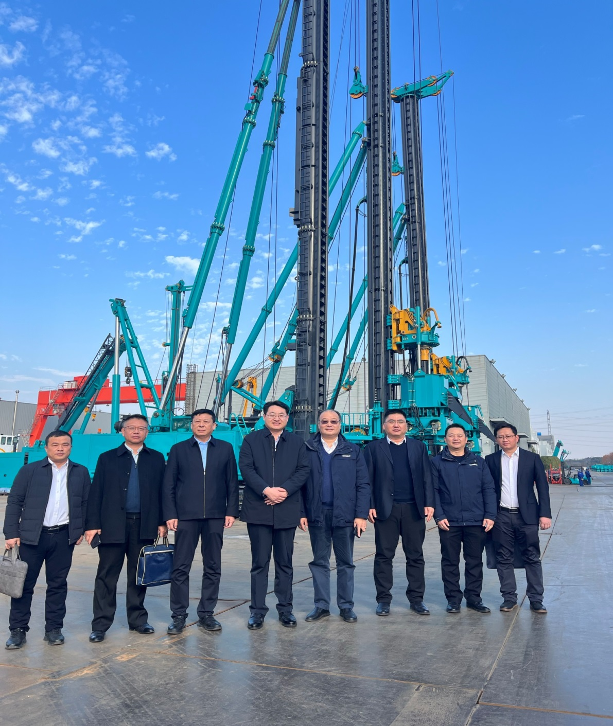 強強聯合，共謀發展！山河智能與中鐵六局路橋公司簽訂戰略合作協議