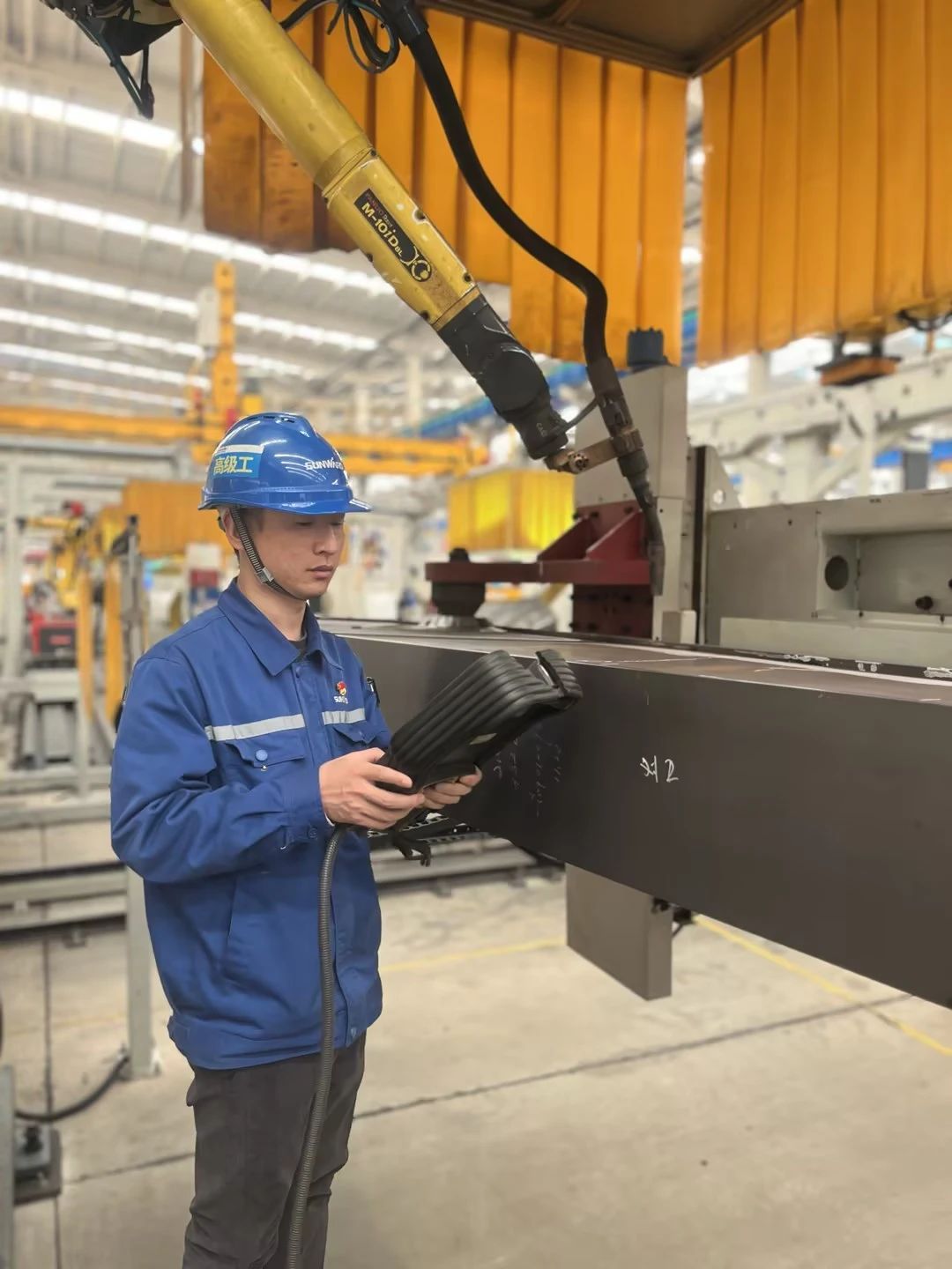 看山河工匠們如何用一雙巧手“拿捏”工作、創造“奇跡”