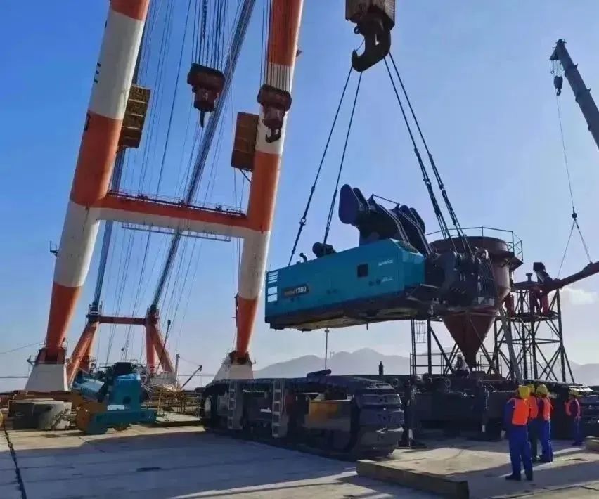 全面告捷！山河智能超級旋挖鉆機圓滿完成甬舟鐵路西堠門公鐵兩用大橋樁基施工任務