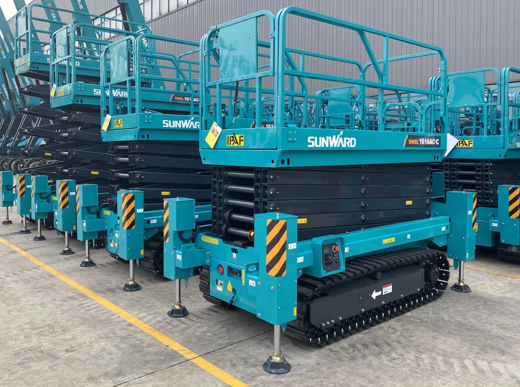 高配置、優性能！山河智能剪叉軍團再添新兵！