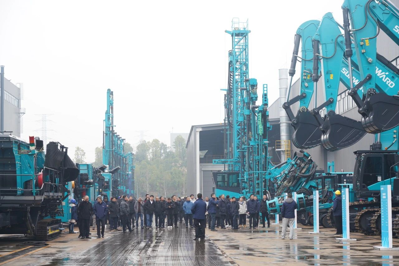 啟新程，向未來！山河礦巖揭牌慶典暨新春發貨儀式圓滿舉行