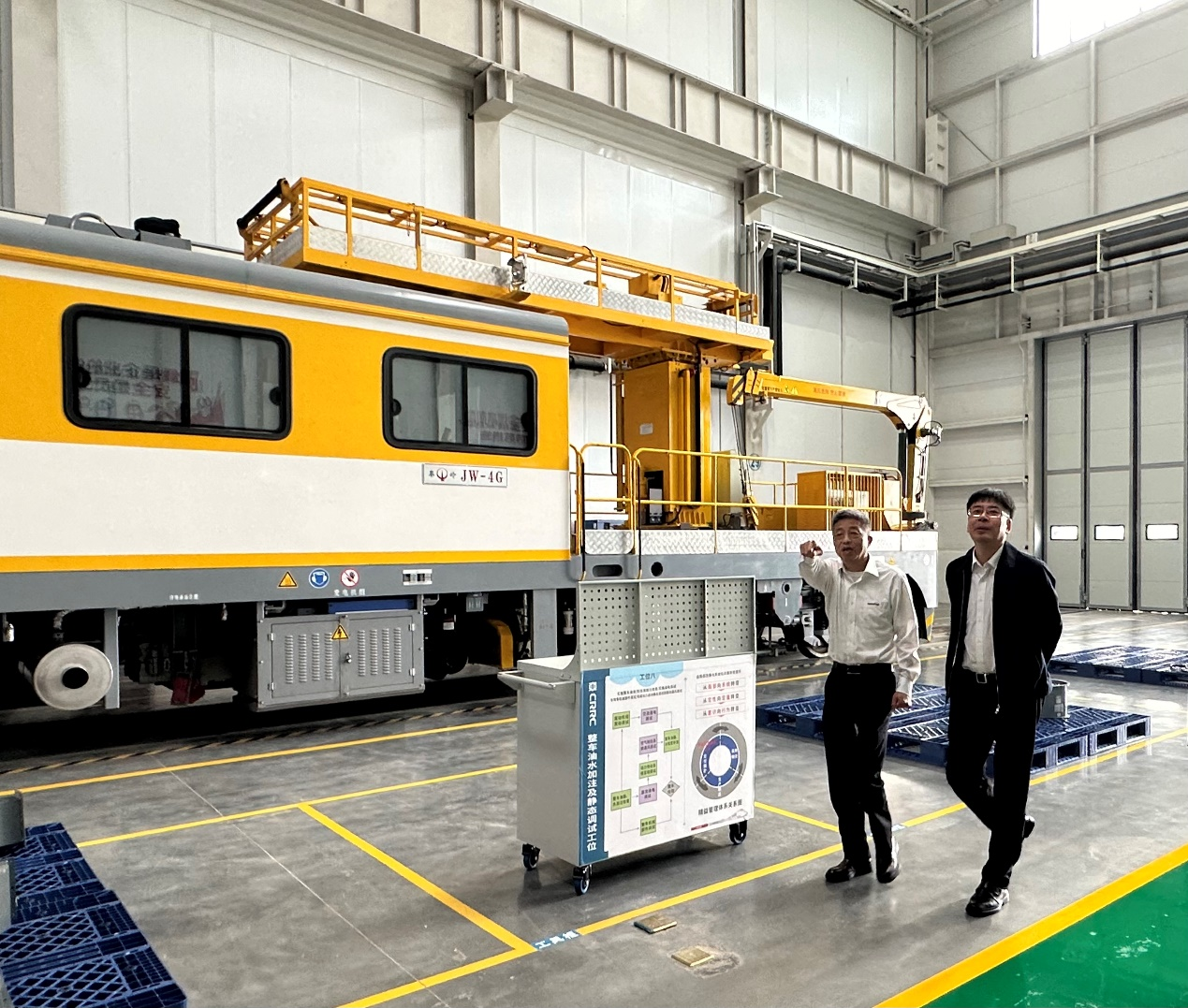 CPH-30J道岔鋪換機組全球發布！山河智能與寶雞中車時代共繪鐵路裝備新篇章！