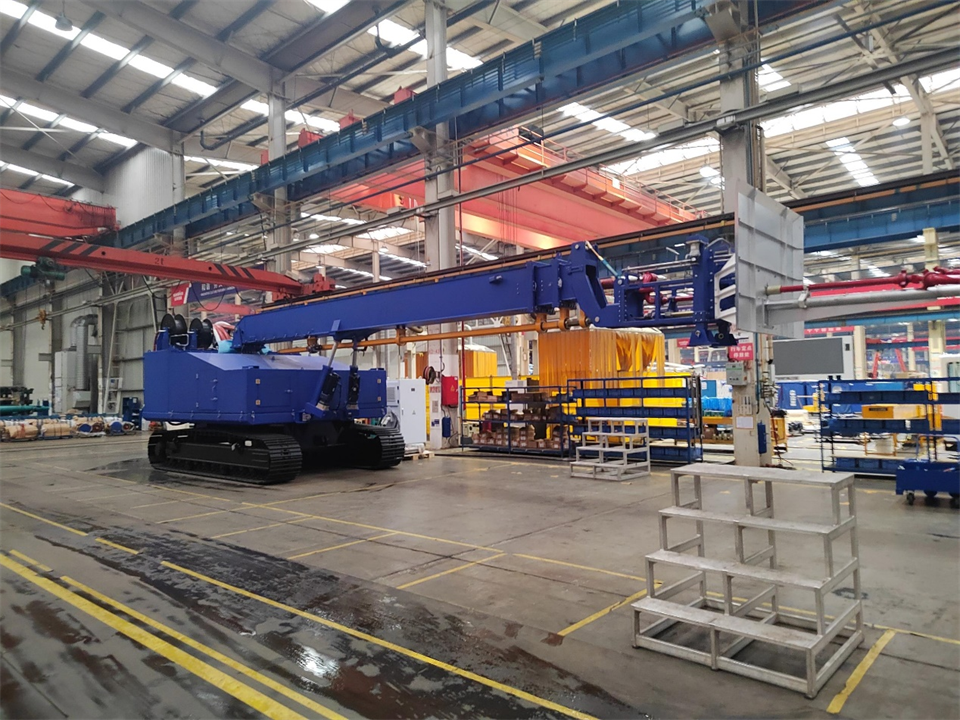 國家油氣田井控應急救援川慶隊龐平一行調研山河智能