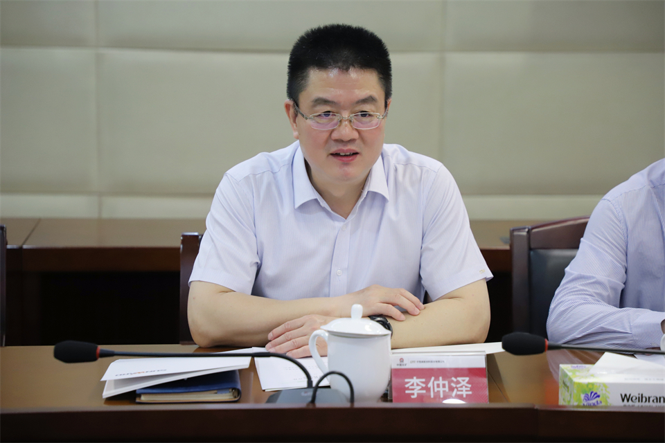 “雙向奔赴 合作共贏”山河智能與中鎢高新簽訂戰略合作協議