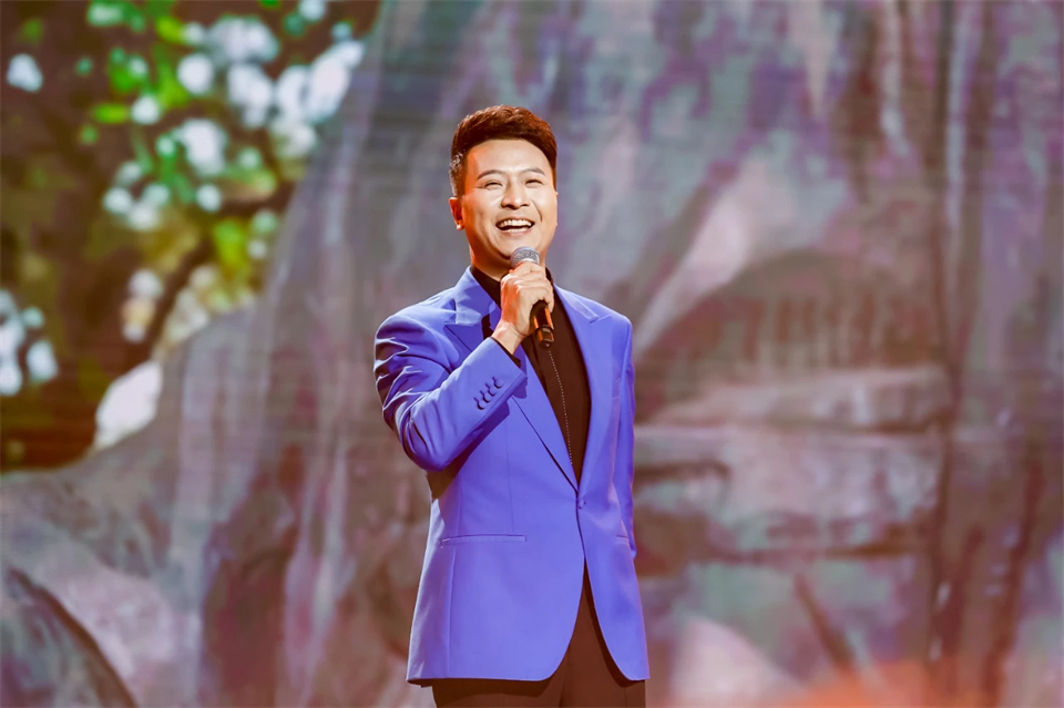 創新引領價值 理想成就未來——慶祝山河智能成立25周年表彰大會暨文藝晚會隆重舉行