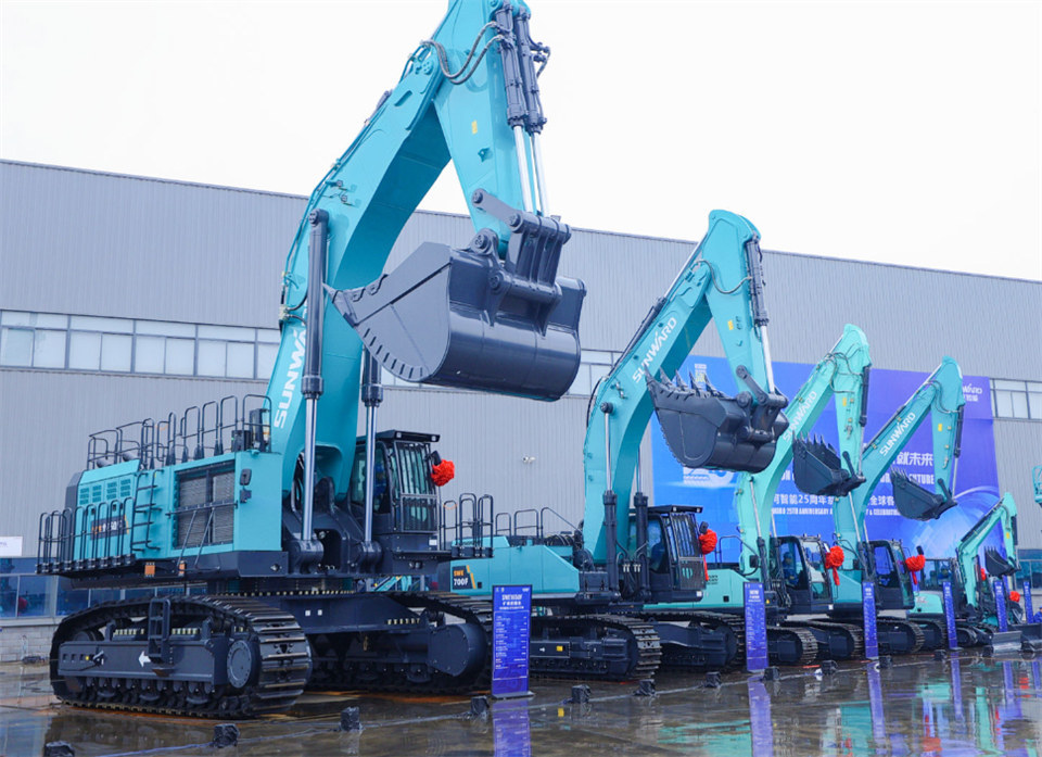 為客戶創造價值，山河智能集中發布20余款新品