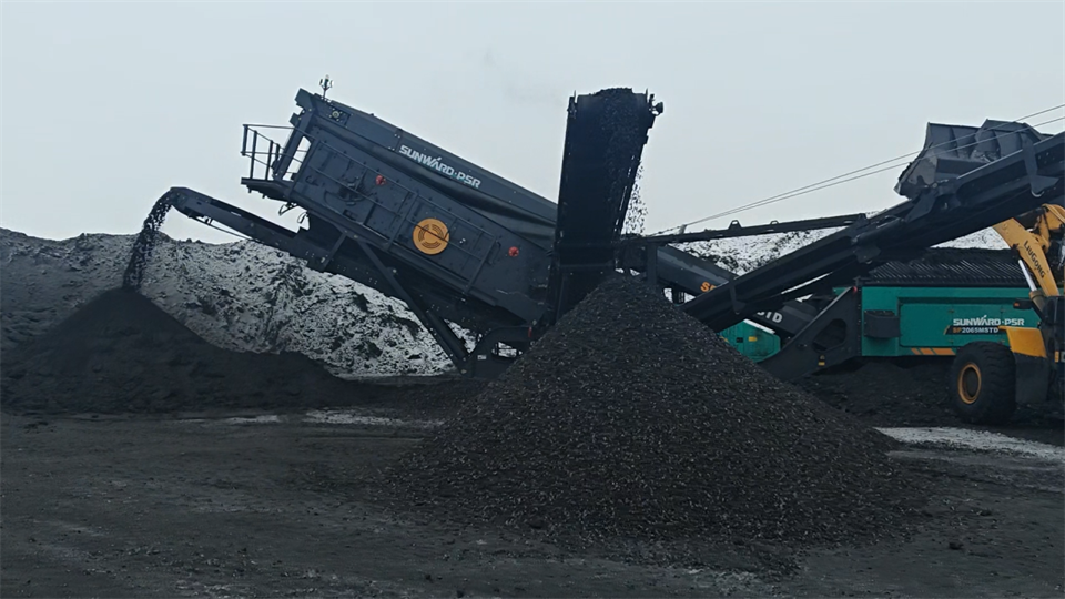 不懼-30℃極寒挑戰，山河普石勒破碎篩分設備穩定運行！