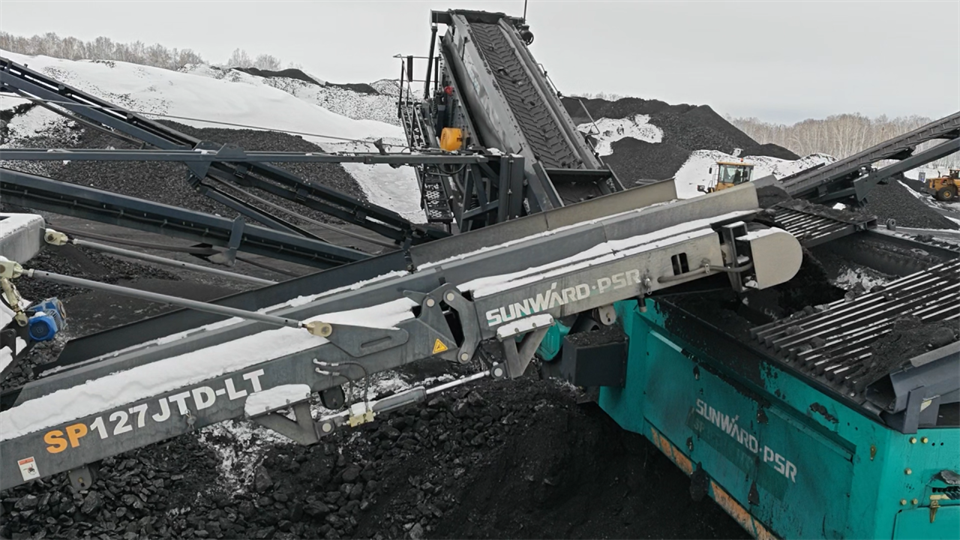 不懼-30℃極寒挑戰，山河普石勒破碎篩分設備穩定運行！