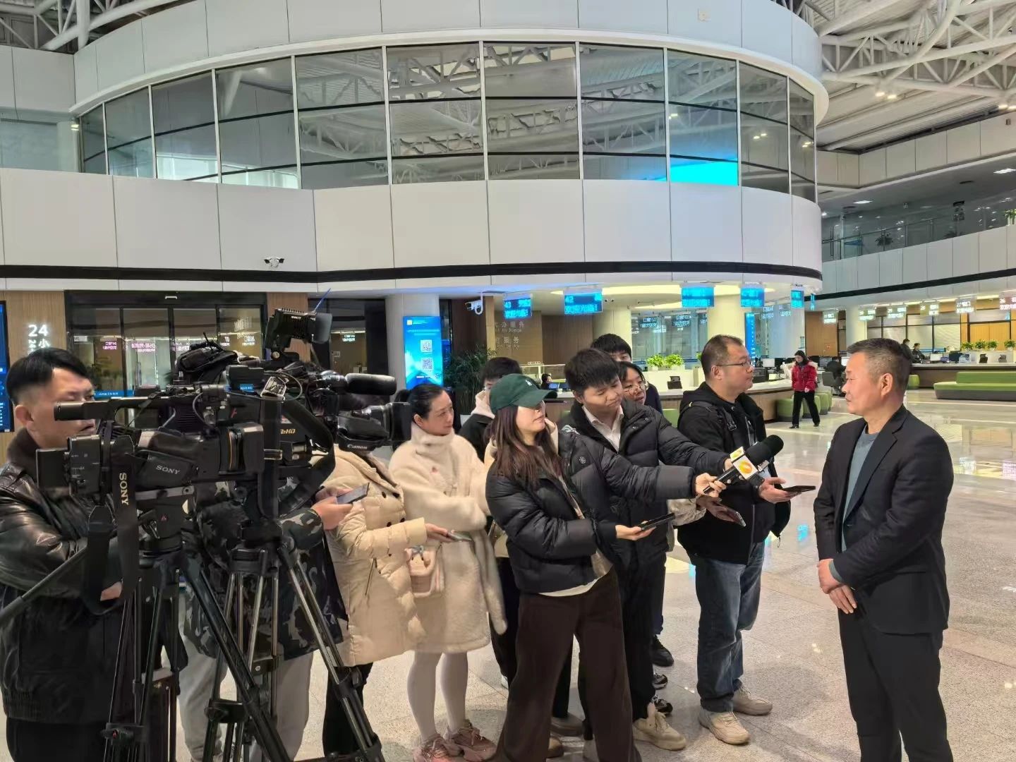 助力長沙經開區高質量發展，山河智能喜獲四獎項