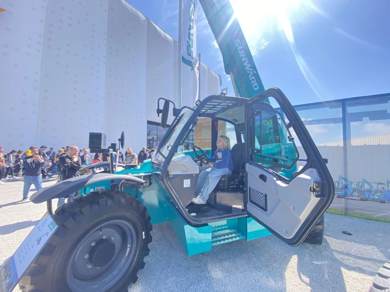 山河智能高空機械閃耀Bauma 2025！ 新能源技術與創新產品獲全球矚目