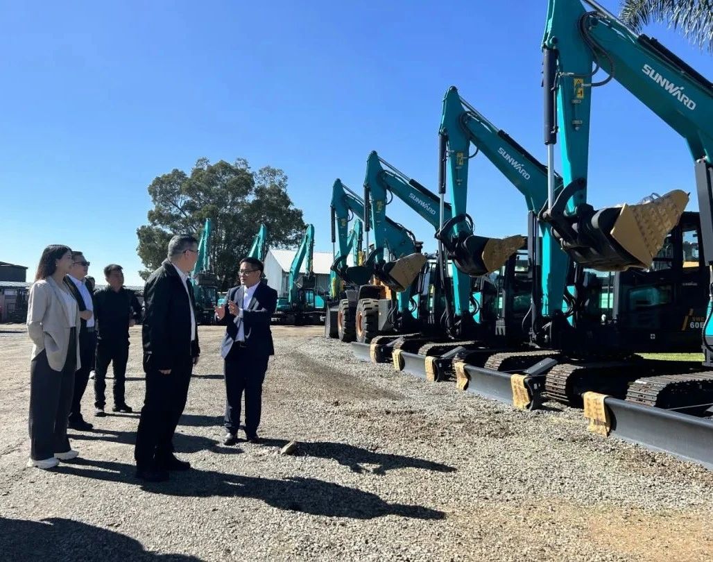 廣州工控集團總經理王福鑄率隊考察山河智能南非子公司