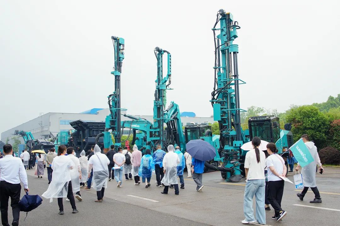 2025 CICEE | 為客戶創造價值，山河智能客戶交流會圓滿舉辦