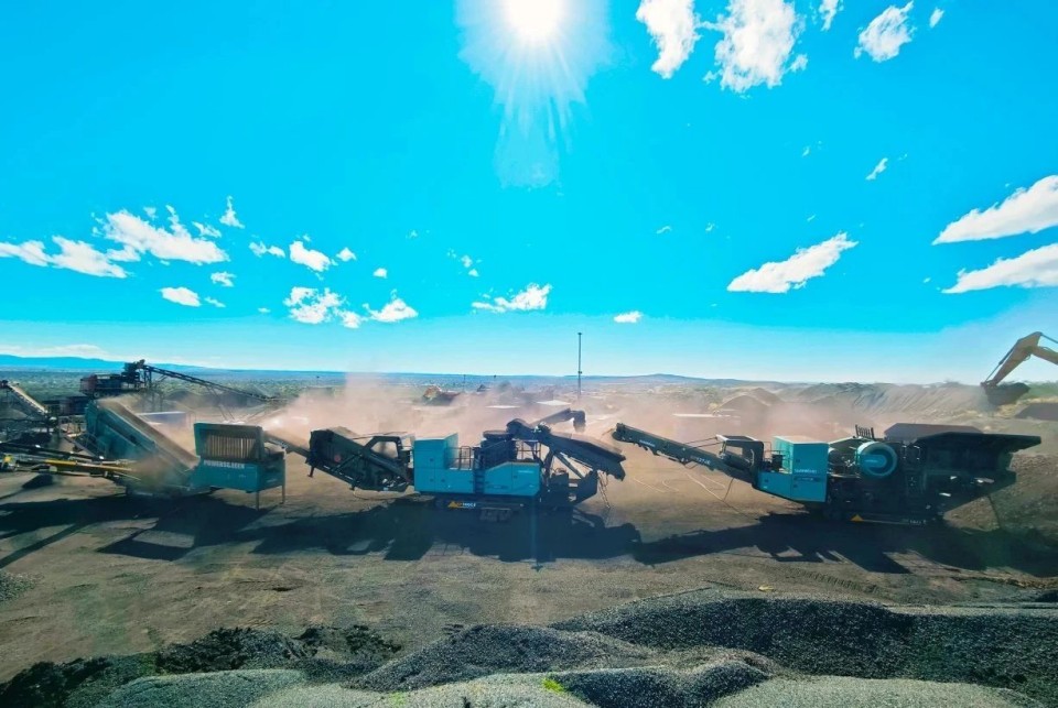 山河智能破碎篩分成套設備成功登陸非洲市場，共繪合作共贏新篇章