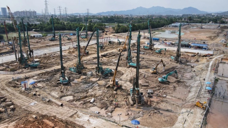 近20臺“山河綠”裝備實力集結，助力廣佛西環工程建設跑出“加速度”