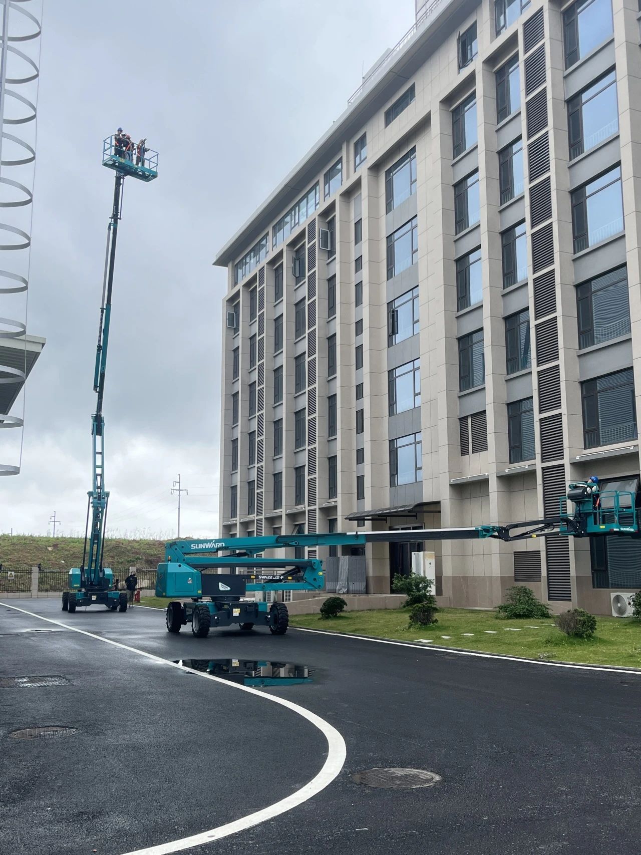 山河智能高空機械亮相《開始推理吧3》，與明星共赴