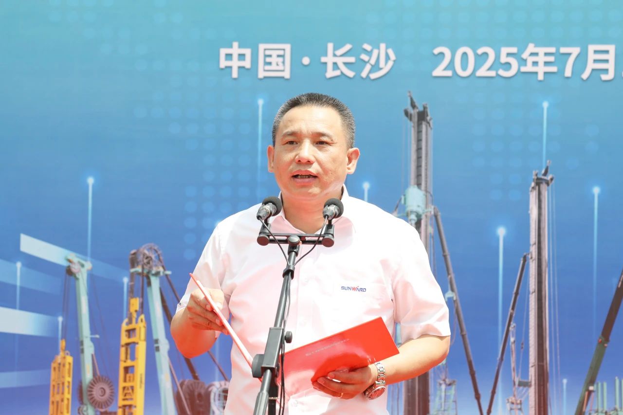 “破紀錄王者”再出征！山河智能SWDM800旋挖鉆機成功交機